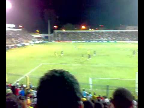 Copa do Brasil - IAPE 2 x 3 Atlético-MG. Segundo gol do IAPE.