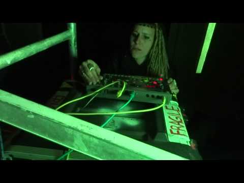 Keja vs Kan10 (Mackitek) - Mental Resistance / Tribu K Tare / IRM (12au14/04/2014)  (2)