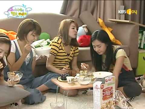 090922 SNSD Taeyeon You Wanna get it from me...sorry Sooyoung Hyoyeon HyoYoung Sootae Hello Baby