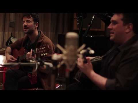 Κωστής Μαραβέγιας - Άσε με να μπω