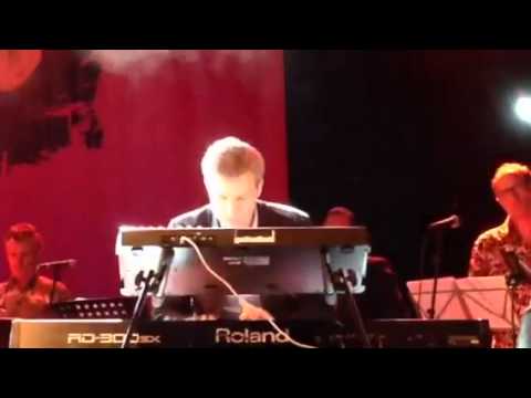 Marc Bischoff solo with Rumbata Beat Band