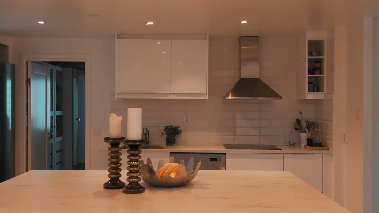 155 m² Villa på Gamla Prästvägen 24A Snöstorp - Stenalyckan Halmstads kommun - video