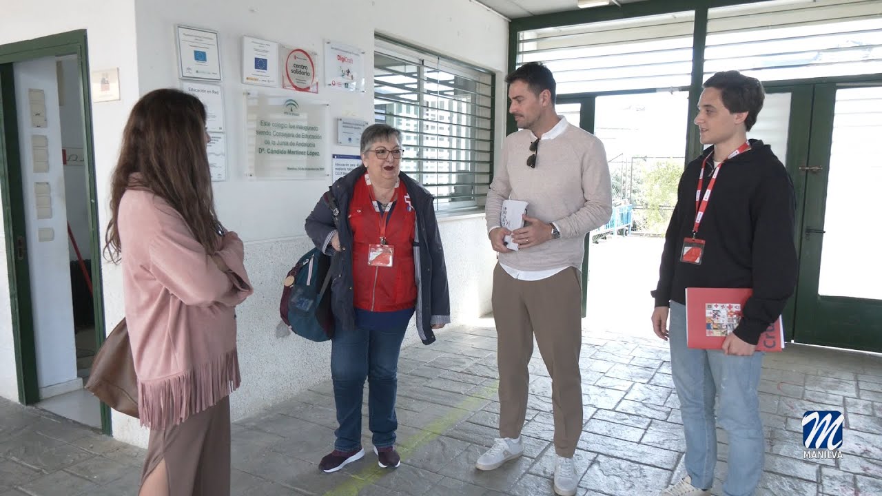 Cruz Roja visita los centros educativos de Manilva
