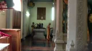 preview picture of video 'Hindu Temple in Victoria, Mahé, Seychelles (Arul Mihu Navasakthi Vinyagar)'