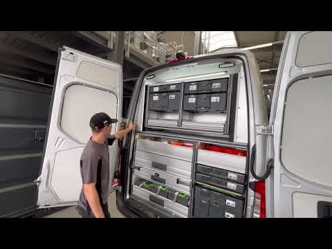 Spezialausbau 2023 im Mercedes-Benz Sprinter mit bott vario3