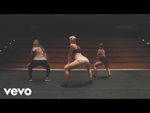 Aretuza Lovi - Joga Bunda (Coreografia)