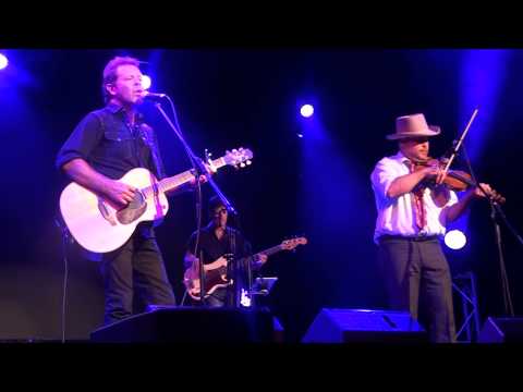 Troy Cassar-Daley & Pete Denahy - This Old Hat