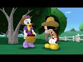 Mickey And Donald Have A Farm