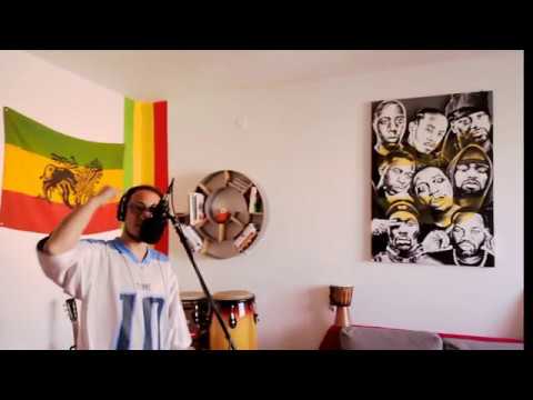 AMOQ #Hot16Challenge2