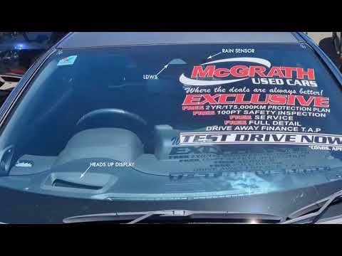 5610152L00 TOYOTA YARIS 3D WINDSCREEN W RAIN SENSOR W CAMERA BRACKET W HEADS UP DISP WITH ACOUSTIC