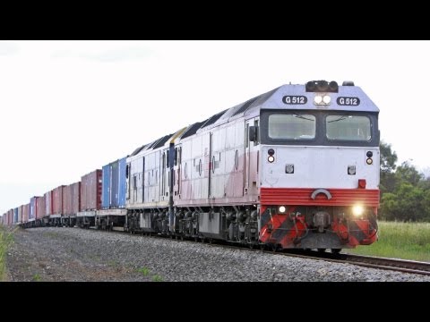 An Evening Trainspotting at Pura Pura - Australian Trains, Victoria