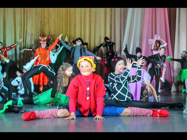 Вести Менделеевск: Состоялась премьера спектакля-мюзикла «Приключения Буратино»