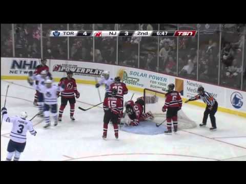 Lupul's Hat Trick Goal - Leafs 5 vs Devils 3 - Nov 2nd 2011 (HD)