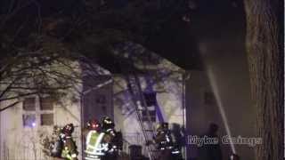 preview picture of video '2013-01-16 House Fire 2615 Center Street - Cedar Falls, Iowa - Myke Goings - KMDG'