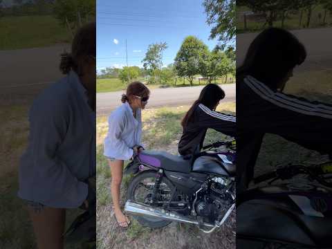 Esas niñas se querían llevar la moto de mi papá 😱😢