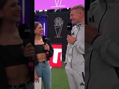 Ist Toni jetzt Bayern-Fan? 👀