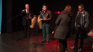 Reconocimiento a varias orquestas y personas en Salsa al Parque 20 Años