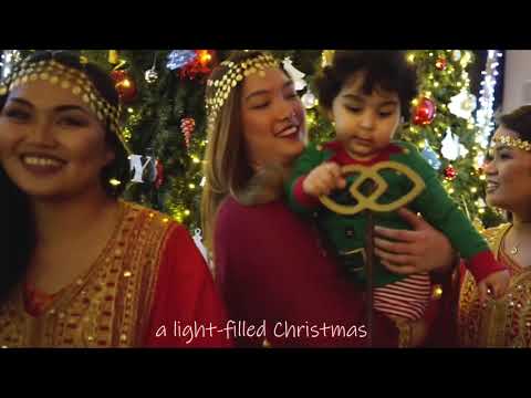 Meg Berry "Happy Holiday Song" (Lyric Video)