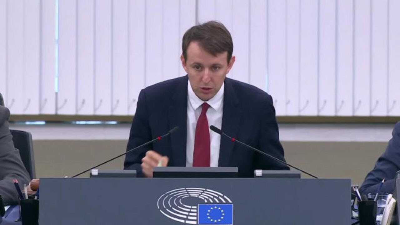 Approvato il nuovo regolamento Ue sui rimpatri, il voto in plenaria a Strasburgo