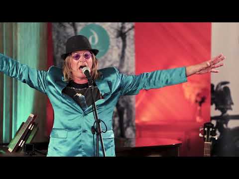 David Bowie Performance Talk by Dr Ian Chapman (aka Dr Glam) & the Cosmic Jive Trio