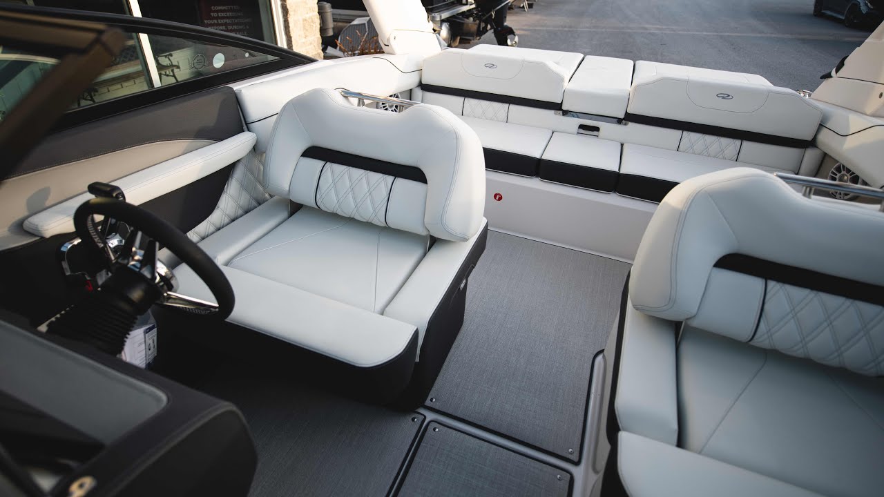 What is the with the largest known volcano? Tipseri