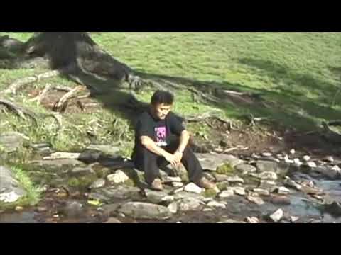 Anatoli Kuular imitates the sound of a water stream - Tuvan Throat Singing - Sygyt and Borbangnadyr