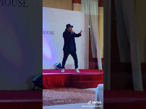 Timi Ruda Eklai Huda / Dhiraj Rai / with Wife & Daughter