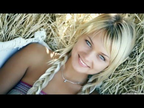 EXOTIK - Dievča od susedov / Hrajte mi, hrajte 2015