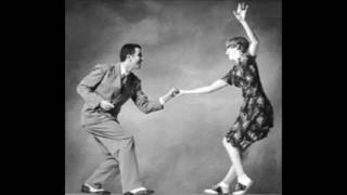 "Shake it and Break it" Sidney Bechet and his New Orleans Feetwarmers 1940