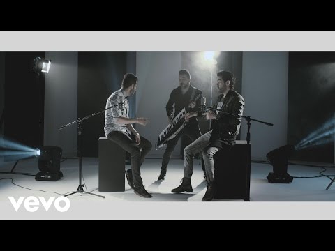 Alejandro González - El Amor De Su Vida (Lyric Video) (Version Urbana) ft. Alkilados