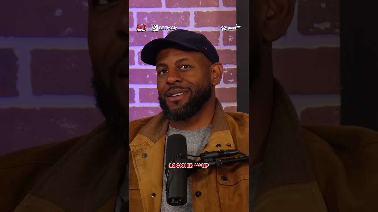 Josh Hart was cooking Andre Iguodala in their first matchup 😂