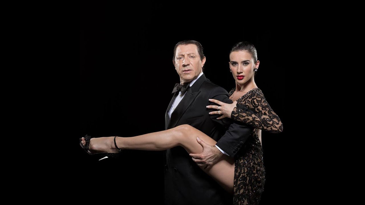 Tango con: Miguel Angel Zotto y Daiana Guspero, bailan: Gallo Ciego