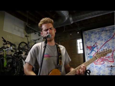 Parquet Courts - Stoned And Starving (Live on KEXP)