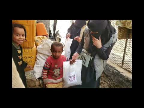 Distribution of food meals to marginalized student