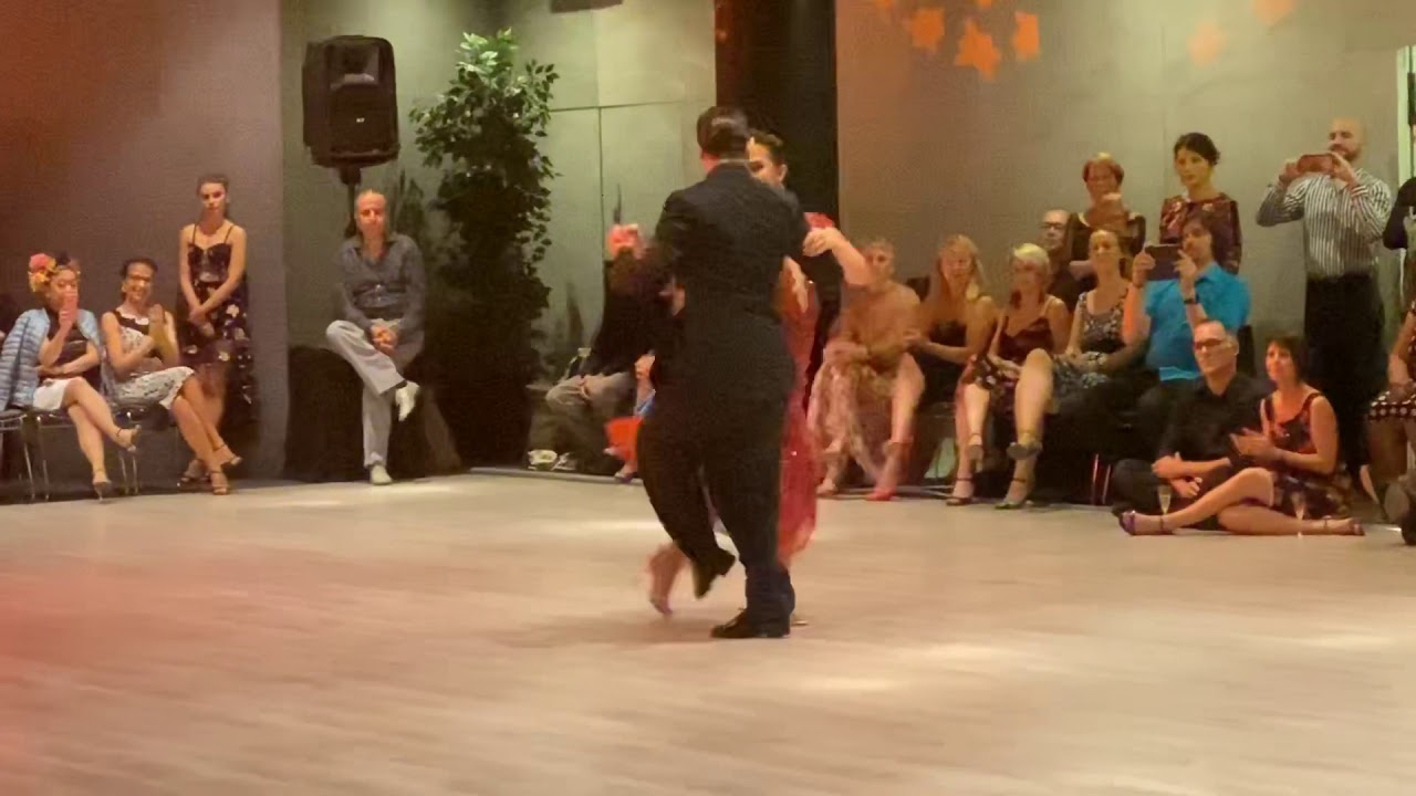 Bari Tango Congress.  Simone Facchini y Gioia Abballe  -  Cabeza de Novia