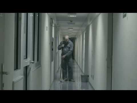 August sings M.-A. Charpentier 'Triste Déserts'