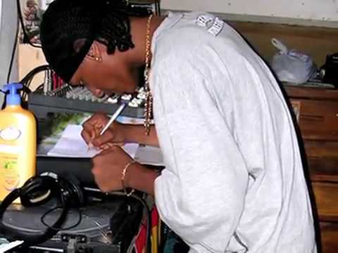 Saik - Militan {Dubplate Arawak Sound System}