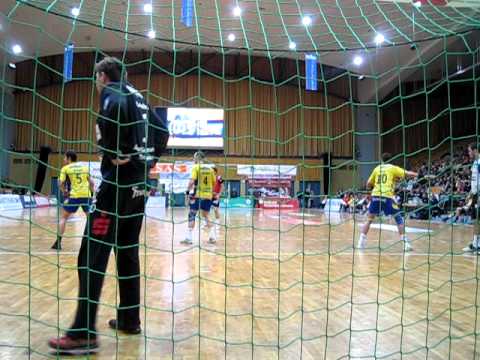 19.02.2011 Post Schwerin - VfL Edewecht Angriff Edewecht - Tor!