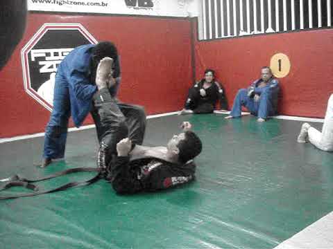 Training at Checkmat / Fightzone in Rio de Janeiro in 2009
