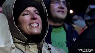 Garth Brooks - The River (Live in Notre Dame)