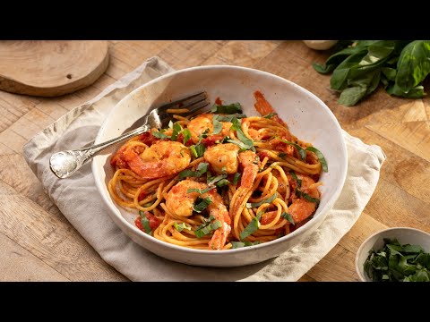 Garlic Shrimp Pasta With Tomato Sauce Recipe