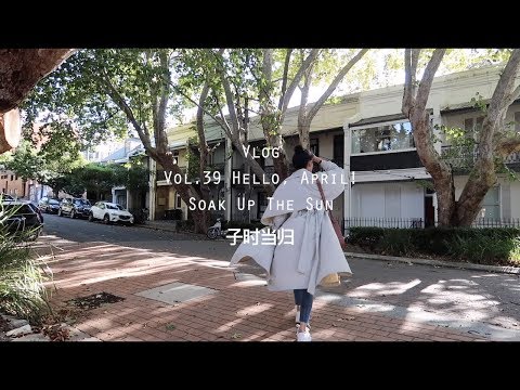 download lagu mp3 mp4 Hello April, download lagu Hello April gratis, unduh video klip Hello April