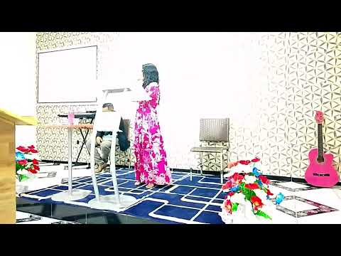 Luz aparece em quanto missionária pregava no altar. Em Angélica mato grosso do Sul 