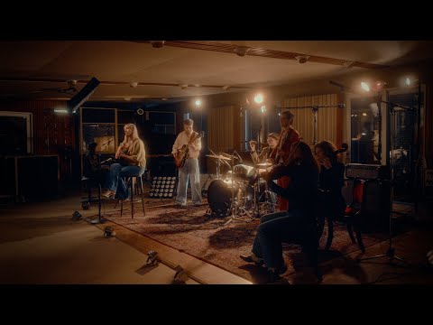 VINTER - Not That Kind (Official Video)