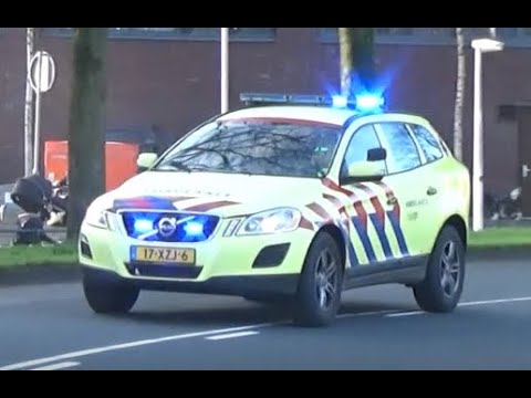 3X rijopleiding Ambulance 12525 Met Spoed over de Heijermansstraat In Zaandam