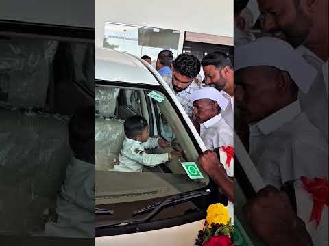 People Brakes New Car Window In Showroom #shorts #facts