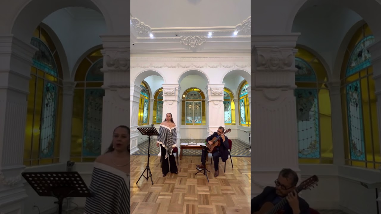 “Adela” Joaquín Rodrigo / Eugenia Ramírez, soprano / César Lara, guitarrista