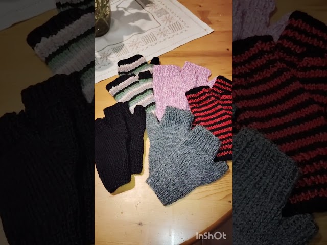 Vídeo relacionado con HTTDSLF 2 Pares Guantes Termicos Mujer Invierno, Manoplas de Punto de Invierno, Guantes Cálidos, Manoplas Suaves y Gruesas Bonito Diseño Giratorio, para el Clima frío al Aire Libre