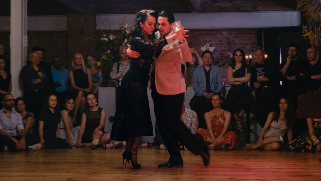 Magdalena Myszka & Rava Azeredo da Silveira - Marión - Miguel Calo 1/3