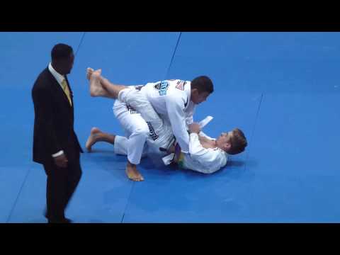 River Dillon vs Kaynan Duarte - IBJJF European Open 2016 - Purple Adult - Medium-Heavy